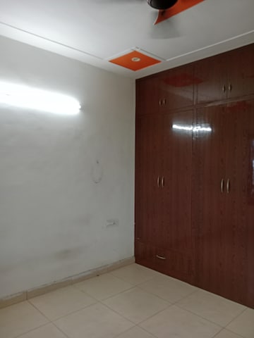 2 BHK Builder Floor For Rent in Sector 18