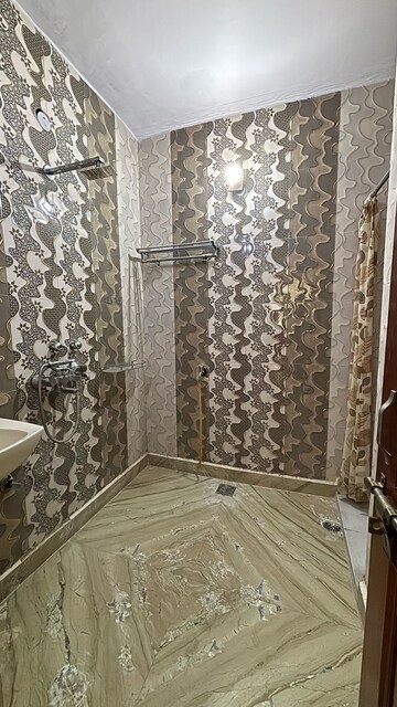 Attached Bathroom in 2 BHK Apartment at Madhur Apartment, Paschim Vihar – for Rent