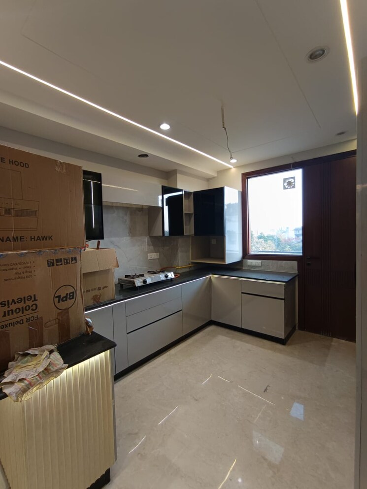Kitchen, shubh-niketan-apartments 3 Bedroom 1500 Sq.Ft. Apartment In Paschim Vihar Delhi 8902263