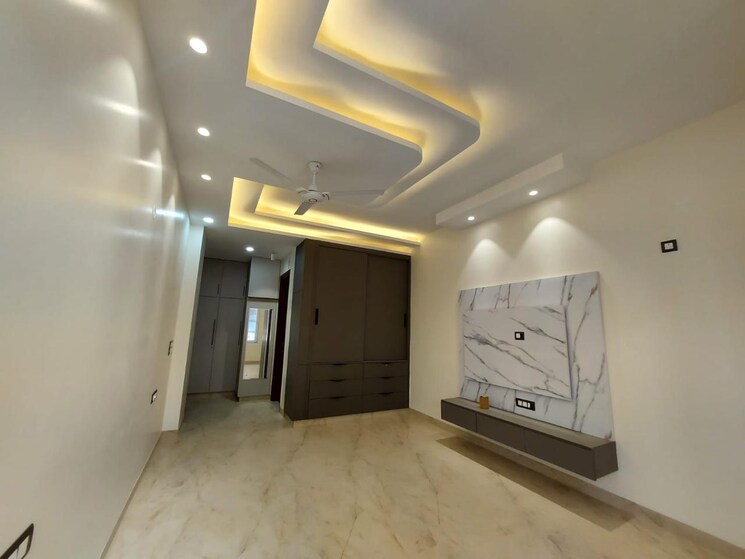 Room, shubh-niketan-apartments 3 Bedroom 1500 Sq.Ft. Apartment In Paschim Vihar Delhi 8902263