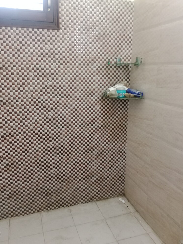 Bathroom, ansals sushant city 2 Bedroom 1645 Sq.Ft. Builder Floor In Ansals Sushant City Panipat 8902262