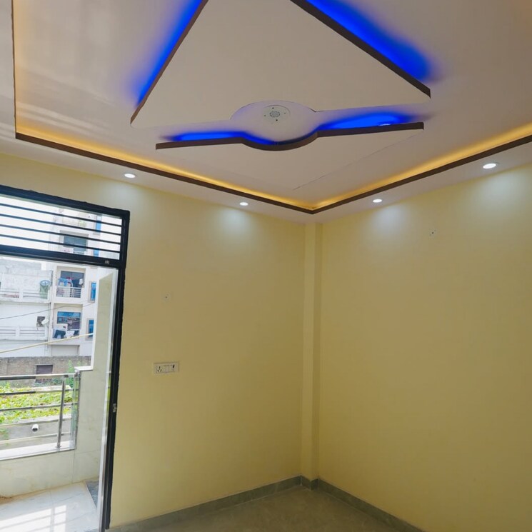 Room, rwa-mohan-garden-gali-no-10 3 Bedroom 50 Sq.Yd. Independent House In Mohan Garden Delhi 8902266