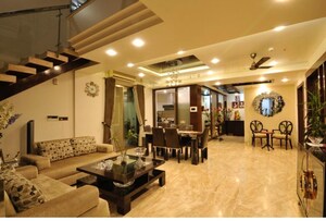 Gym in 5 BHK Penthouse at Amrapali Sapphire, Sector 45 – for Sale