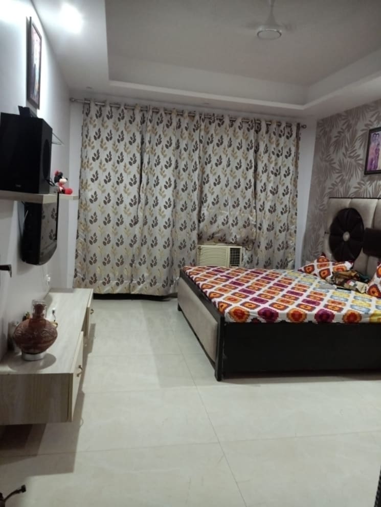 Bedroom, palam vihar 3 Bedroom 275 Sq.Yd. Builder Floor In Palam Vihar Gurgaon 8902283