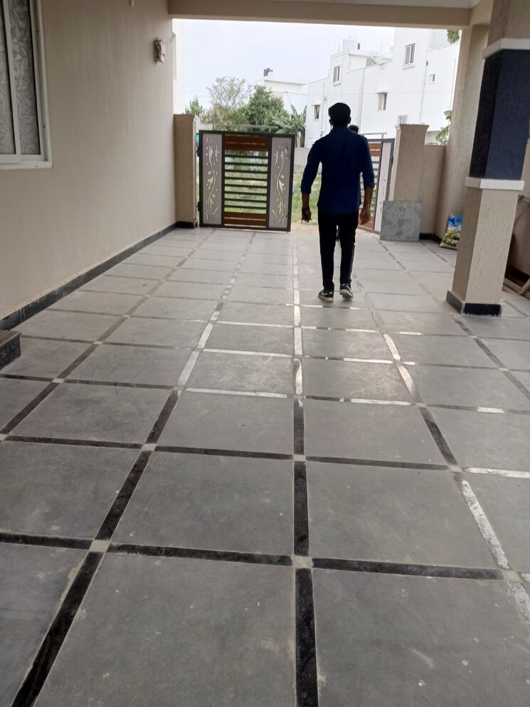  Parking, bandlaguda jagir 3.5 Bedroom 1800 Sq.Ft. Independent House In Bandlaguda Jagir Hyderabad 8902351