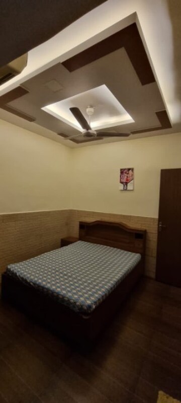  Pg For Rent in Anand Milan Society, Santacruz West
