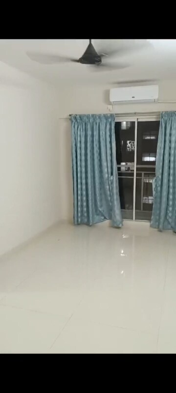 2 BHK Apartment For Rent in Sugee Atharva, Prabhadevi