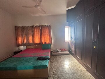 Bedroom in 2 BHK Apartment at Koregaon Park – for Rent