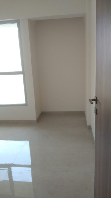 Room in 2 BHK Apartment at Piramal Vaikunth Vama, Balkum Pada – for Rent