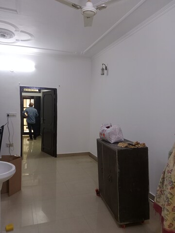 Furnished Amenities in 2 BHK Builder Floor at Sector 37 – for Rent