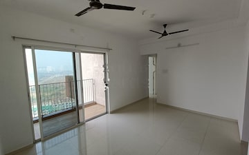 Room in 2 BHK Apartment at Godrej Boulevard, Manjari – for Rent