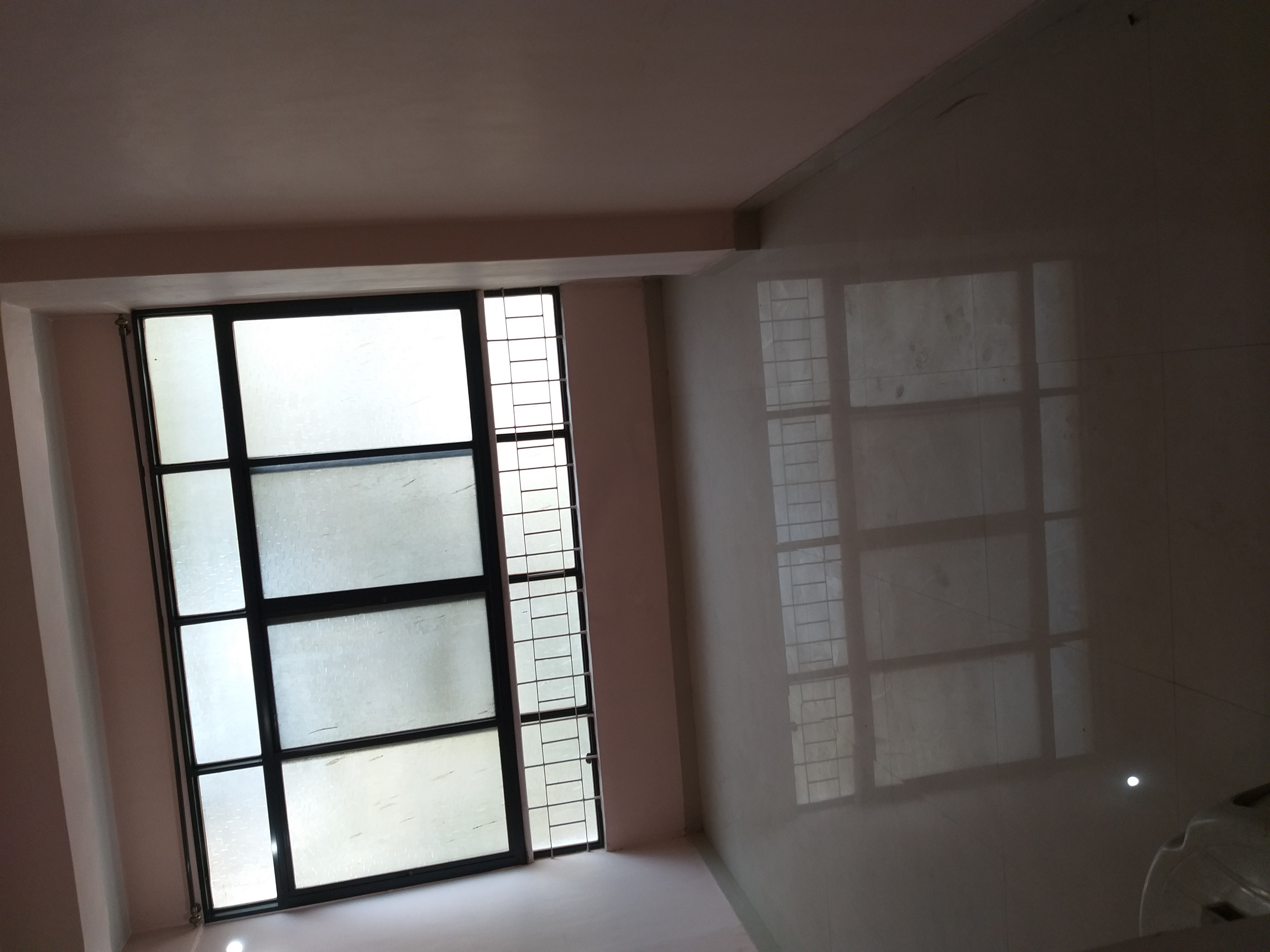 2 BHK Apartment For Rent in Amar Tower