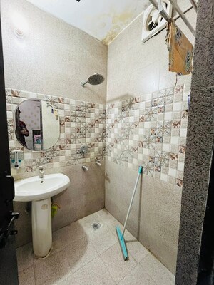 Bathroom in 3 BHK Builder Floor at Green Fields Colony – for Sale