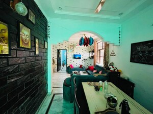 Bedroom in 3 BHK Builder Floor at Green Fields Colony – for Sale