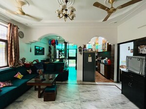 Living Room in 3 BHK Builder Floor at Green Fields Colony – for Sale