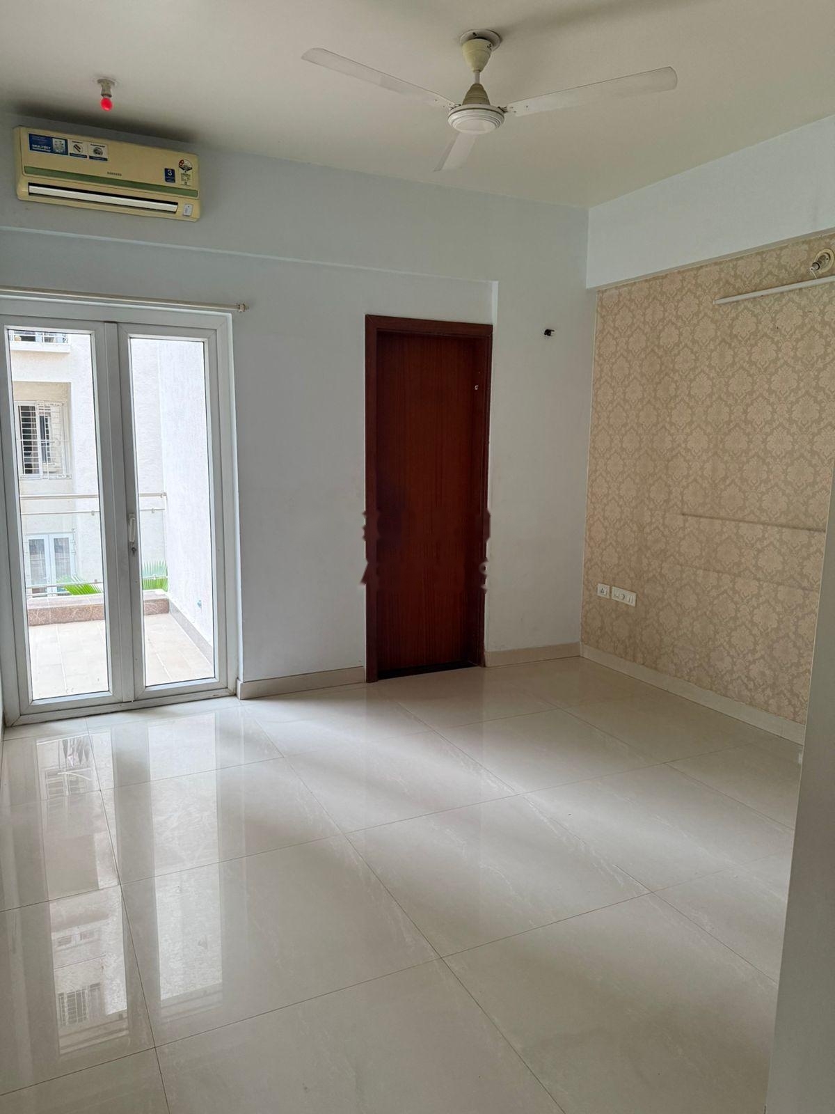 3 BHK 1650 Sq.Ft. Apartment in Kumar Peninsula