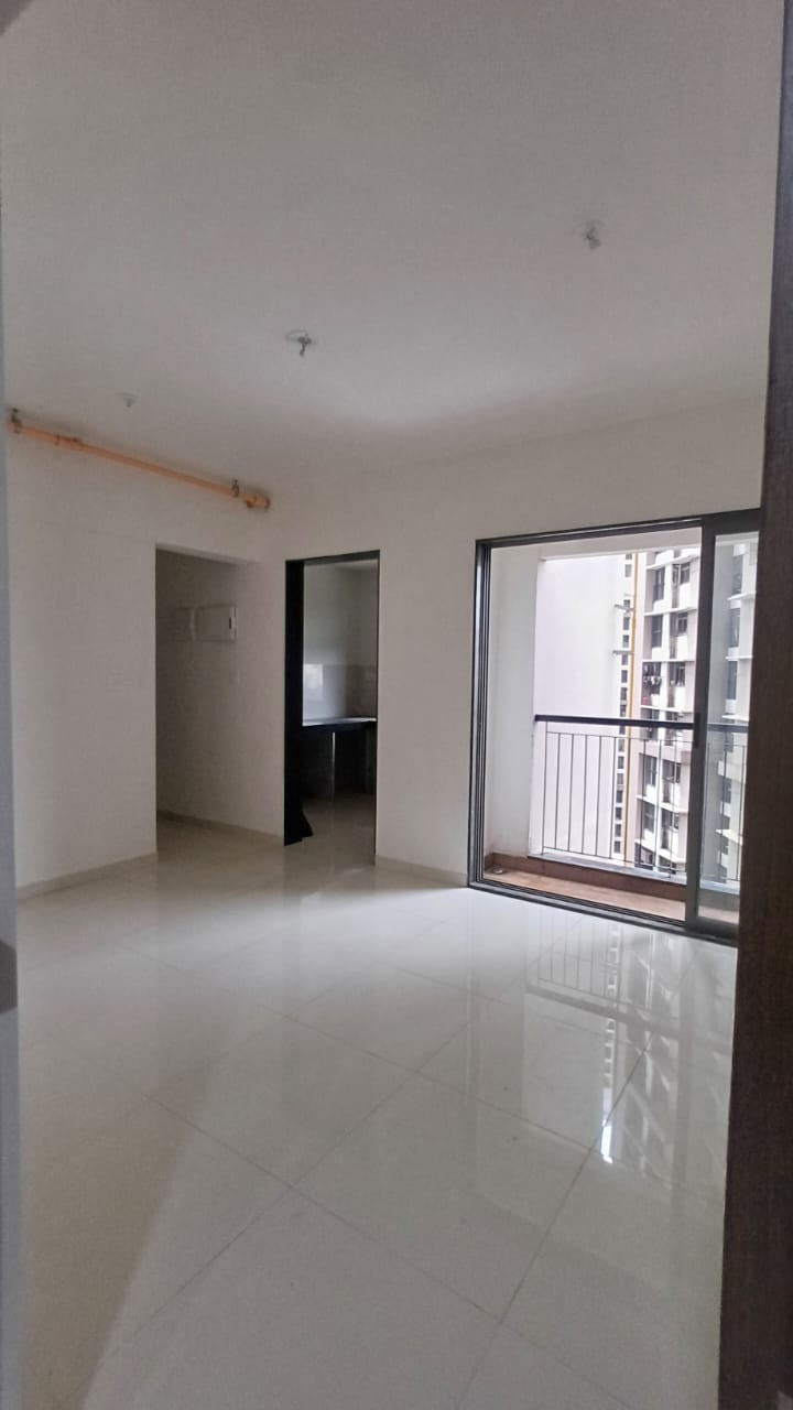 2 BHK + Extra Room Apartment For Rent in Runwal Eirene