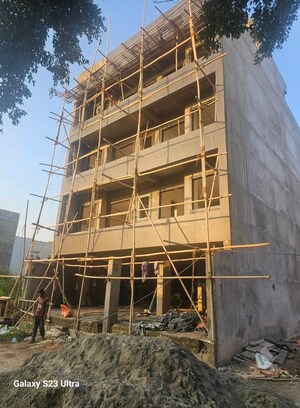 4 BHK Builder Floor For Sale in Nh 24