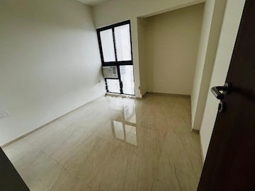 Room in 1 BHK Apartment at Lodha Quality Home Tower 2, Majiwada – for Rent