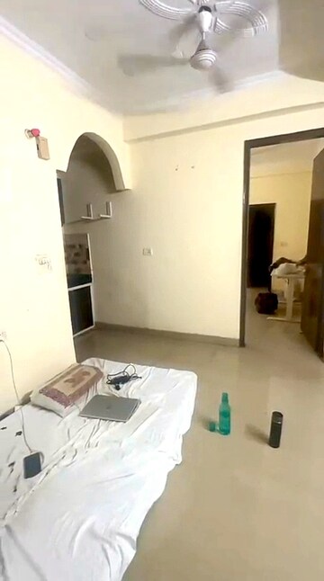 Master Bedroom in 2 BHK Builder Floor at Mehrauli – for Rent