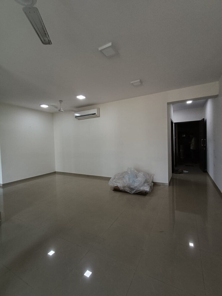 Room, oberoi-realty-woods 3 Bedroom 1820 Sq.Ft. Apartment In Goregaon East Mumbai 8902725