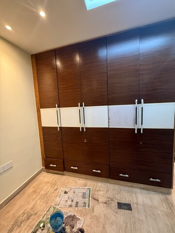 Room in 3 BHK Builder Floor at Greater Kailash I – for Rent