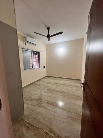 Room in 2 BHK Builder Floor at Koramangala – for Rent
