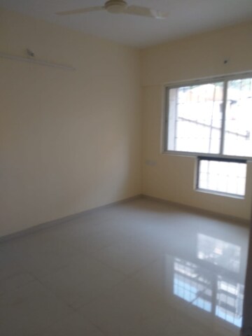Bedroom in 2.5 BHK Apartment at Vyas Alankapurishree CHSL, Kothrud – for Rent