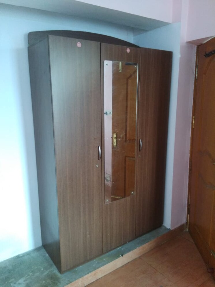 Bedroom, surya-lake-view-apartment 2 Bedroom 1000 Sq.Ft. Apartment In Gomti Nagar Lucknow 8902832