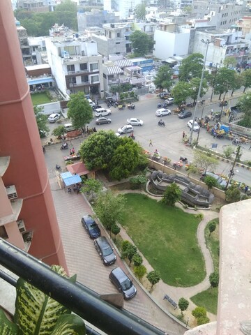 Balcony in 2 BHK Apartment at Surya Lake View Apartment, Gomti Nagar – for Rent