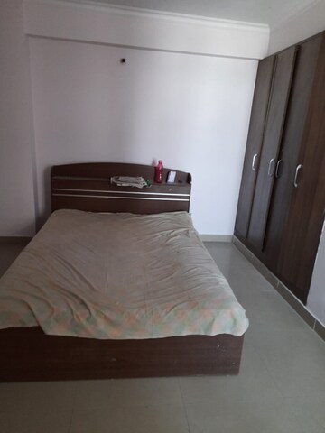 2 BHK Apartment For Rent in Surya Lake View Apartment, Gomti Nagar