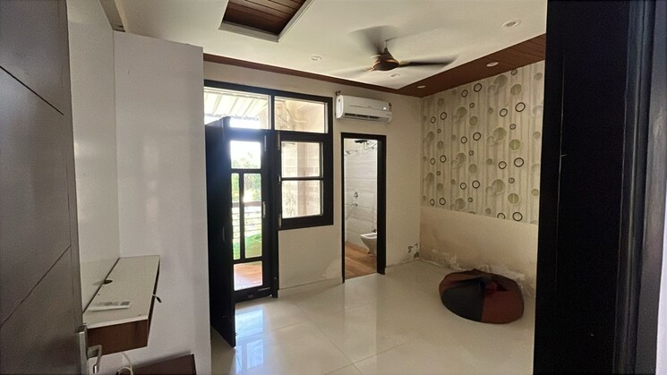 Living Room, oasis-green 3 Bedroom 1300 Sq.Ft. Builder Floor In Patiala Road Zirakpur 8902844