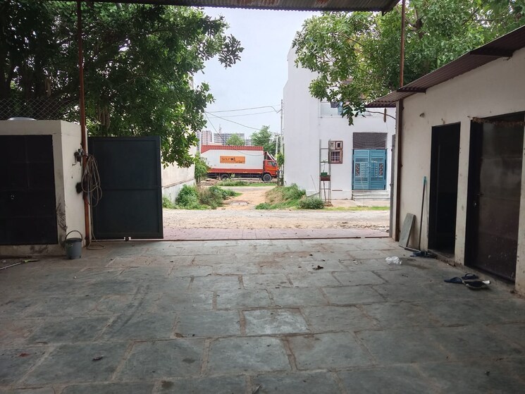  Parking, mansarovar extension Commercial Warehouse 7000 Sq.Yd. In Mansarovar Extension Jaipur 8902850