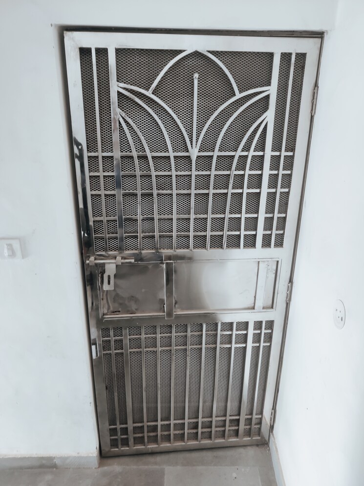 undefined, bptp-parkland 4 Bedroom 300 Sq.Yd. Apartment In Sector 75 Faridabad 8902917