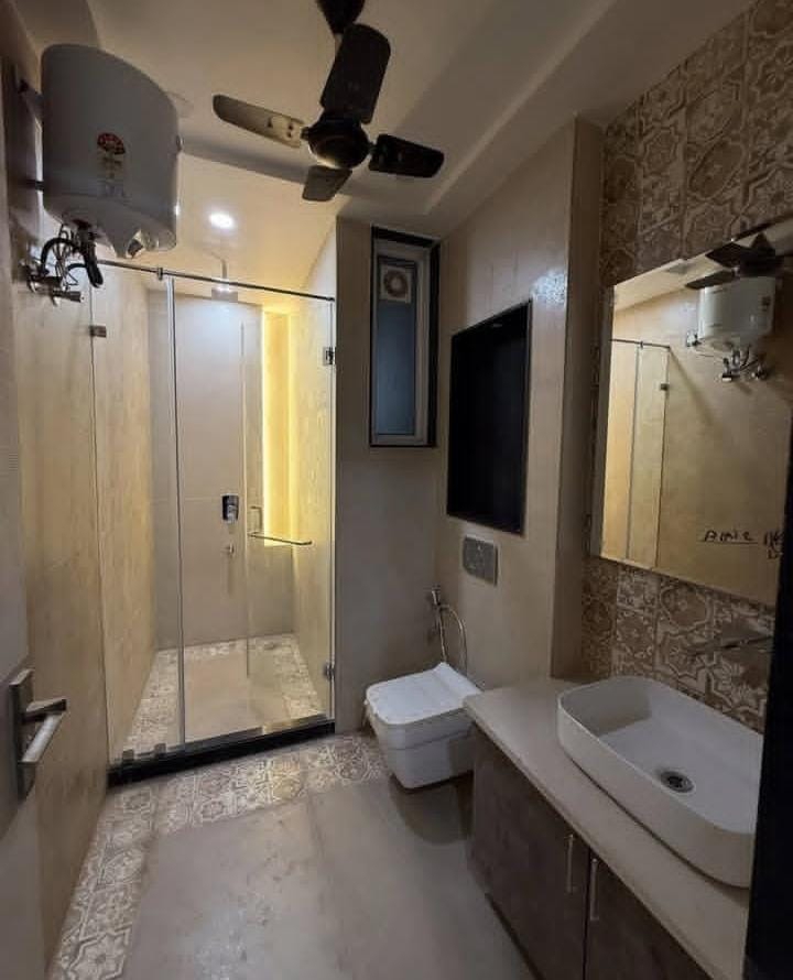 2 BHK + Pooja Room Builder Floor For Rent in Builder Floor