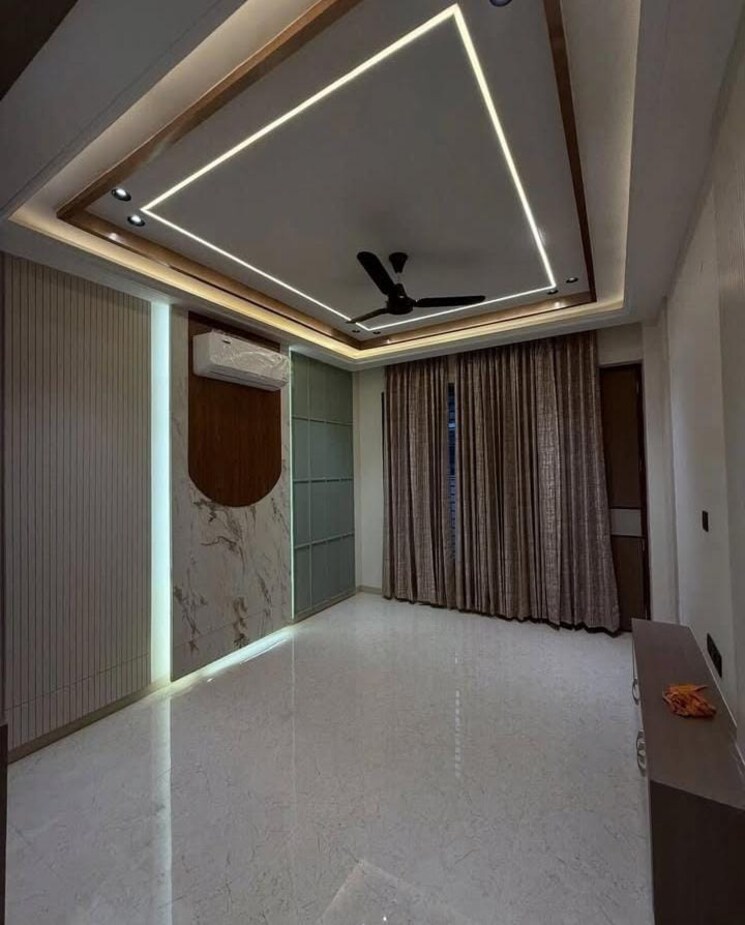 Balcony, sector 31 2 Bedroom 1800 Sq.Ft. Builder Floor In Sector 31 Faridabad 8902853