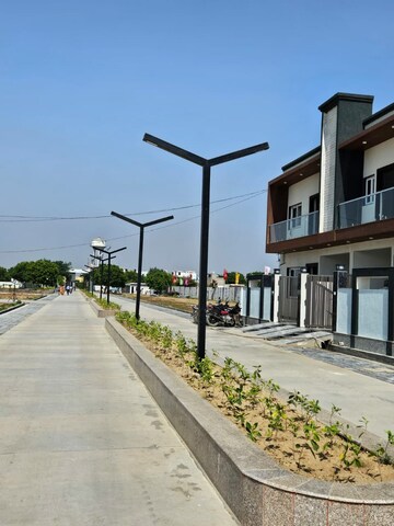  Plot For Sale in Pathauli Village
