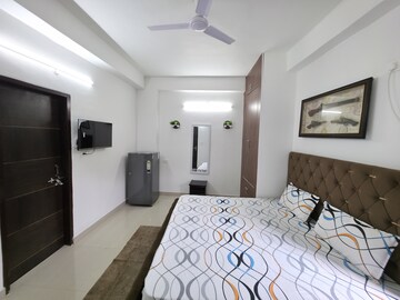 Bedroom in 1 RK Apartment at Ardee City, Sector 52 – for Rent