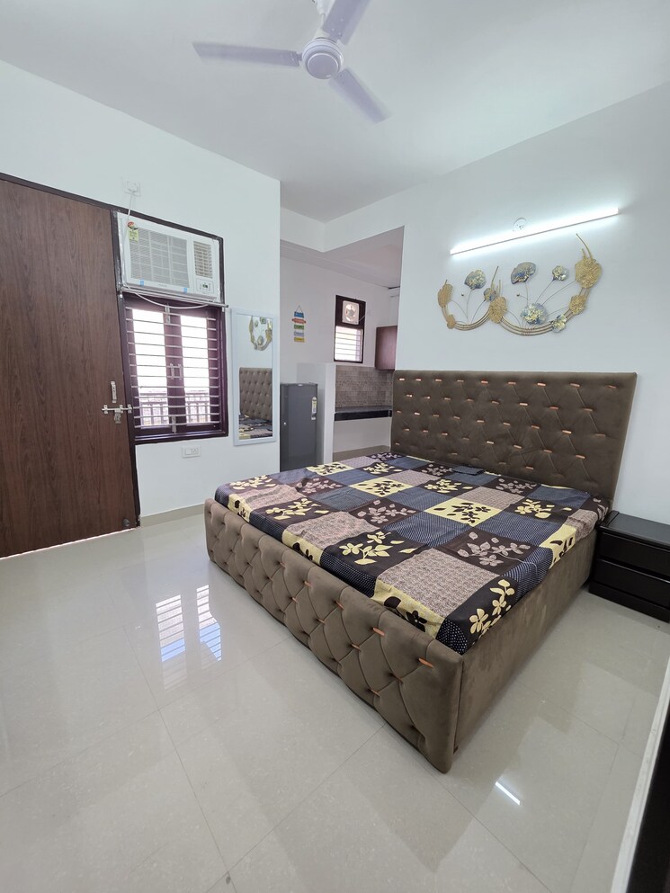 Bedroom, ardee-city 1 RK 500 Sq.Ft. Apartment In Sector 52 Gurgaon 8902860