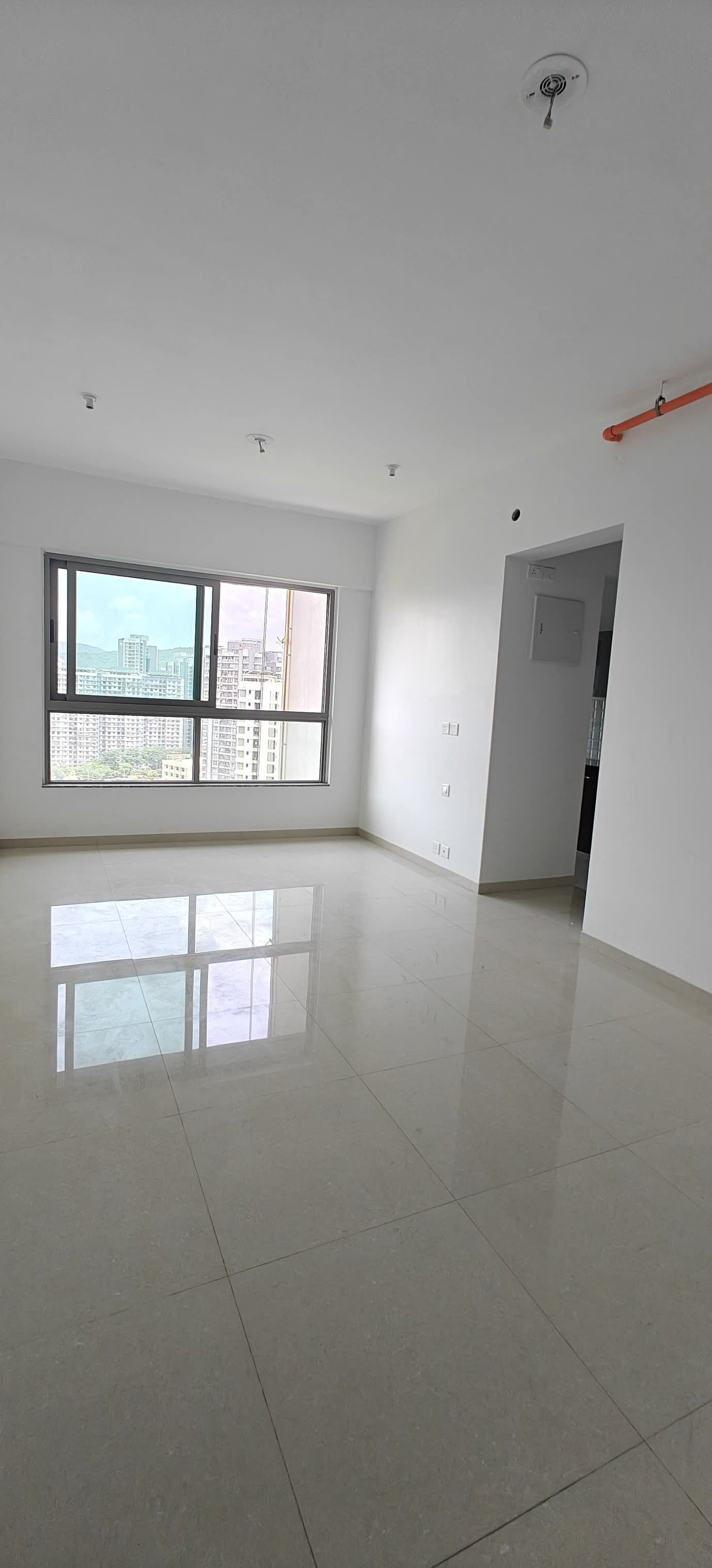2 BHK Apartment For Rent in Kalpataru Immensa