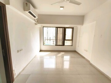 Room in 2 BHK Apartment at Aristo Pearl Residency, Prabhadevi – for Rent
