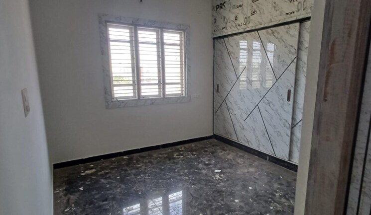 Room, margondanahalli 5 Bedroom 2400 Sq.Ft. Independent House In Margondanahalli Bangalore 8902869