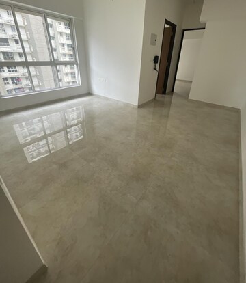 2 BHK Apartment For Sale in Lodha Amara, Kolshet Road