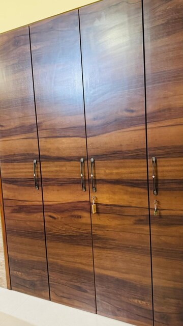 Furnished Amenities in 2 BHK Apartment at Shimpoli – for Rent