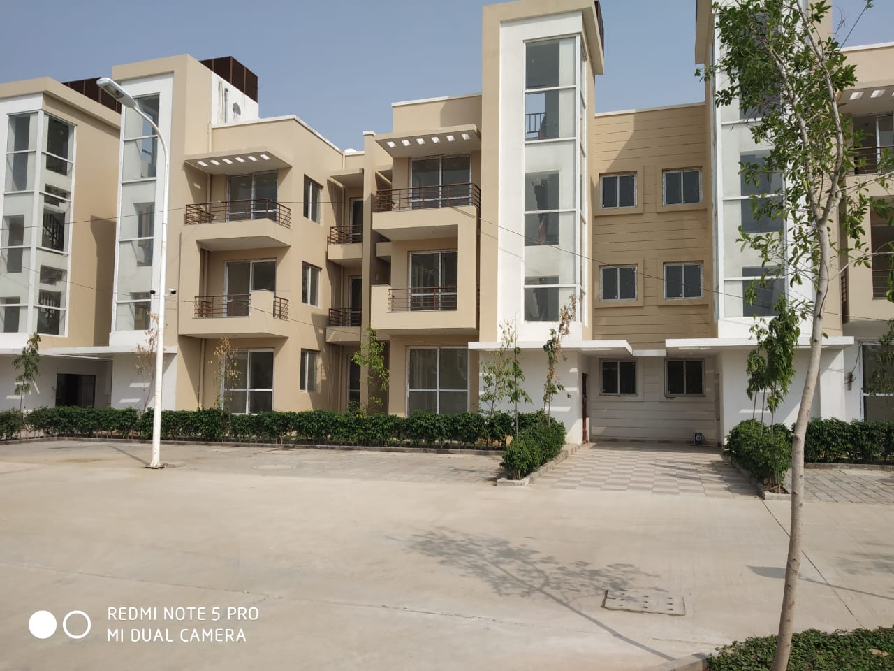 4 BHK Builder Floor For Sale in BPTP Parkland Pride