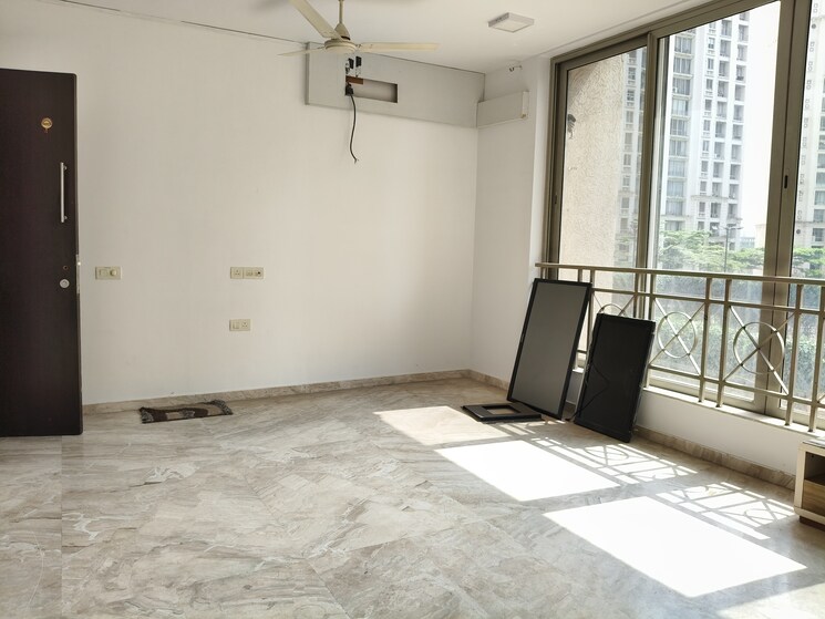 Room, hiranandani-lavinia 1 Bedroom 550 Sq.Ft. Apartment In Ghodbunder Road Thane 8902926