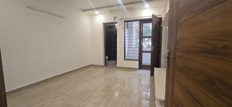Room, rps-palm-drive 2 Bedroom 125 Sq.Yd. Builder Floor In Sector 88 Faridabad 8902936