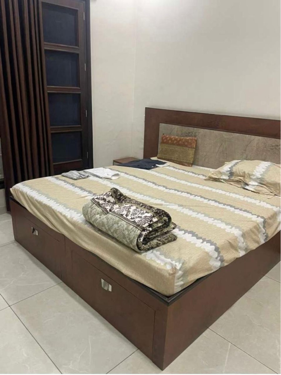 2 BHK Apartment For Rent in Badal Colony