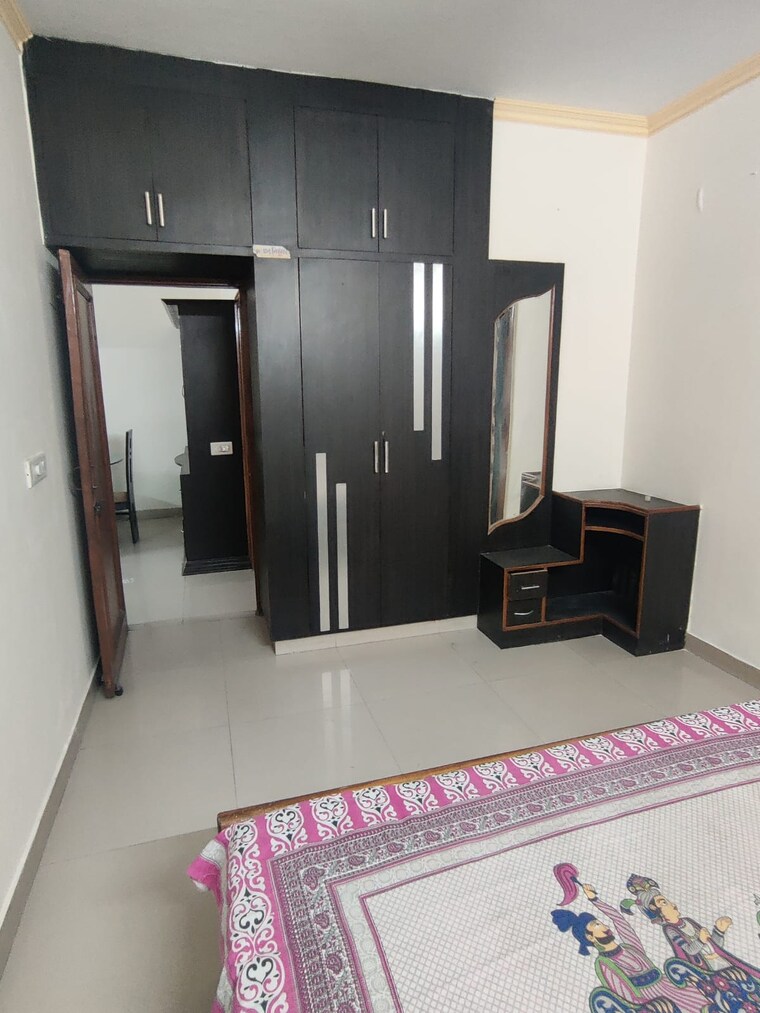 Bedroom, penta-homes 2 Bedroom 900 Sq.Ft. Apartment In Vip Road Zirakpur 8902978