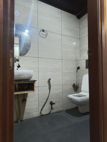 Bathroom in 2 BHK Apartment at Sarita Vihar – for Rent